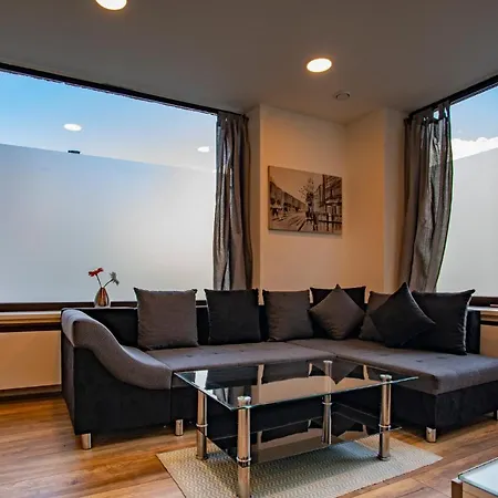 Innsbruck City Apartment + 1 Free Parking Spot Exterior foto